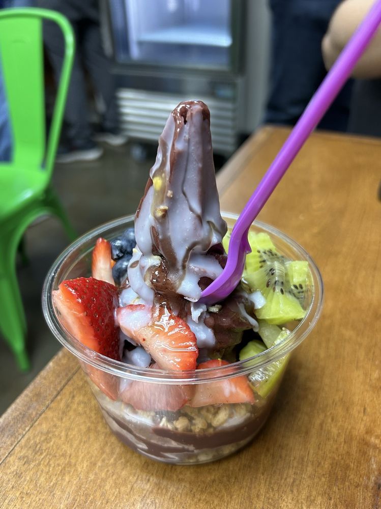 Food from Acai Fresh