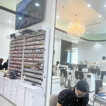 Venetian Nail Lounge - Beautiful Interior - Nail Salons Near Me - Surprise, Arizona Venetian Nail Lounge - Beautiful Interior - Nail Salons Near Me - Surprise, Arizona