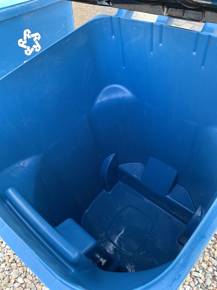 A1 TRASH BINS CLEANING SERVICE CLOSED Updated September 2024 11 Reviews Las Vegas