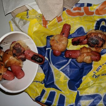 Wetzel's Pretzels - Nothing like they advertise! What a disappointment. - Pretzels Near Me - Montebello, California