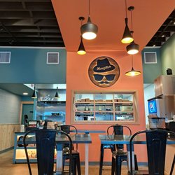 Hoagitos: Towne Center Plaza - Interior (fun space, colorful and bright)