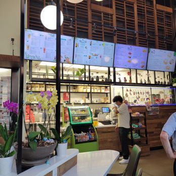 Tsaocaa - Huge inside and huge menu with an upstairs - Bubble Tea Near Me - Indianapolis, Indiana