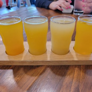 The Tasty Table - Mimosa flight - American Near Me - Ossining, New York The Tasty Table - Mimosa flight - American Near Me - Ossining, New York