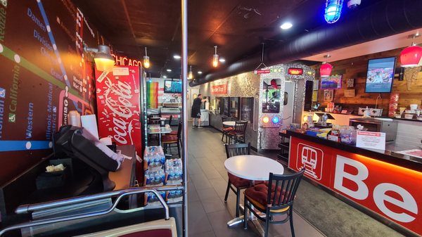 Willies Dick 'n Chicken by null