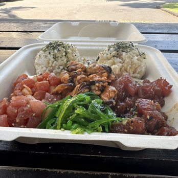 Da Poke Shack - Poke plate - Hawaiian Near Me - Kailua-Kona, Hawaii