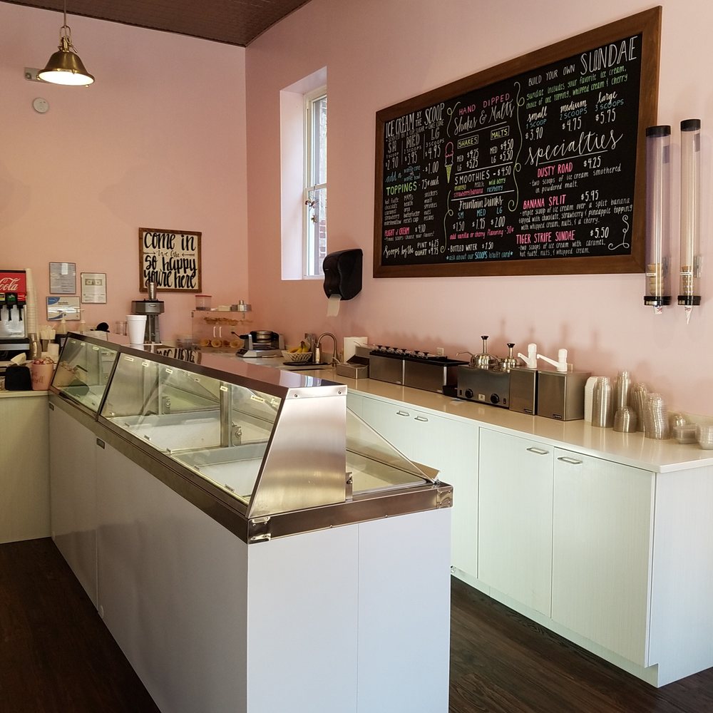 Scoops Ice Cream - order counter - Ice Cream & Frozen Yogurt Near Me - Greencastle, Indiana Scoops Ice Cream - order counter - Ice Cream & Frozen Yogurt Near Me - Greencastle, Indiana