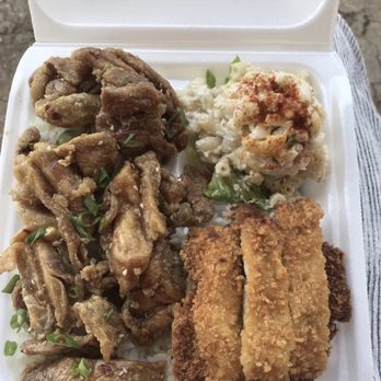 Bobbie's - Amazing! Crispy Korean chicken, chicken Katsu, Mac salad and white rice - Hawaiian Near Me - Hanapepe, Hawaii