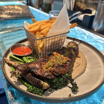 Ostra - Denver Steak - New American Near Me - San Antonio, Texas