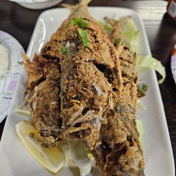 Blue Seafood Company - Fried Akule is delicious with their chili sauce - Seafood Near Me - Honolulu, Hawaii