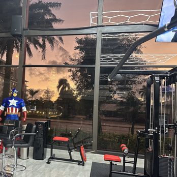 All Star Gym - It's the view for me! :) 0600 training w/a sunrise! Killed it! Gains/healthy meals/family/peace is all that matters at my age! :))) - Gyms Near Me - Pompano Beach, Florida
