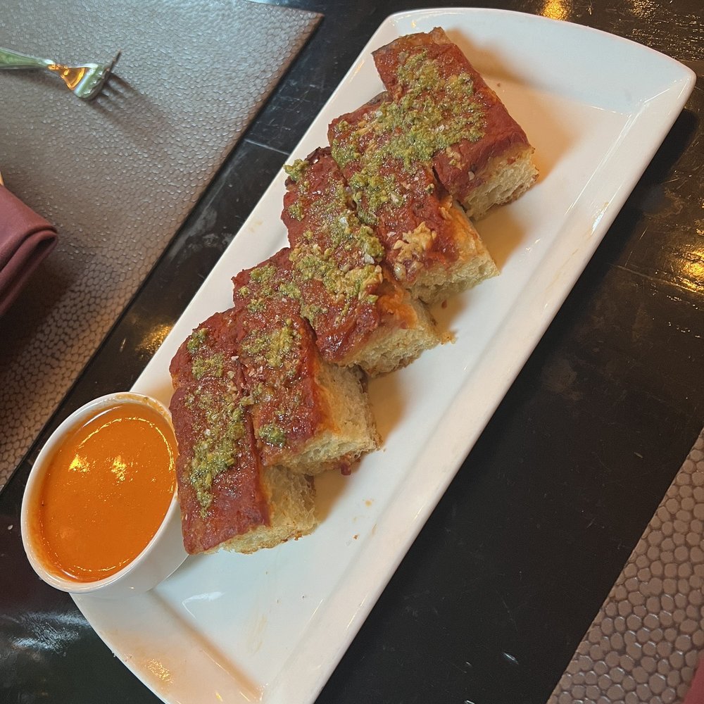 Harvest Table - Focaccia - New American Near Me - St Helena, California