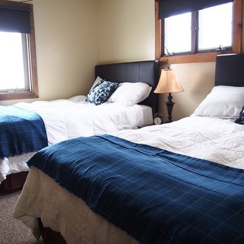 Highline Lodge - Room #8 - Classic Double - Ski Resorts Near Me - Killington, Vermont