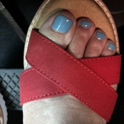 Kasey's Nail Lounge - Gel pedicure by Mianca