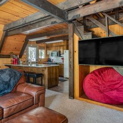 The Cozy Cub - Cabin in Arnold