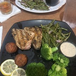 Tuna steaks