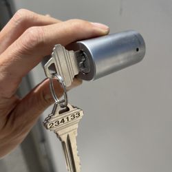 Maclock Service
