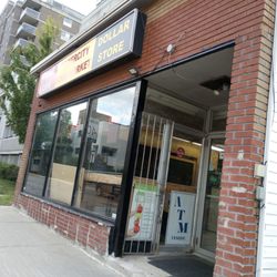 Silver City Food Market - Front of the store