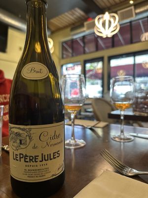 Bistro La Chaumière by null