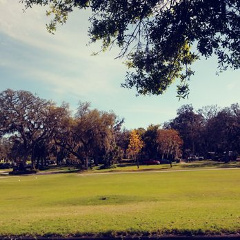 Woodmont Park - Green - Parks Near Me - Temple Terrace, Florida