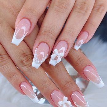 Aura Nail & Lash - Nail Salons Near Me - Brea, California