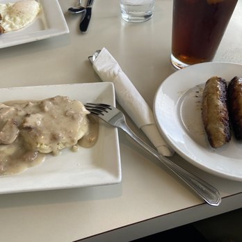 Ken's Cozy Cafe - Biscuits and gravy with a side of sausage - Breakfast & Brunch Near Me - Shelby Twp, Michigan Ken's Cozy Cafe - Biscuits and gravy with a side of sausage - Breakfast & Brunch Near Me - Shelby Twp, Michigan