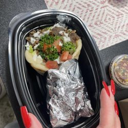 PITA Mediterranean Street Food - Marietta Square - Gyro