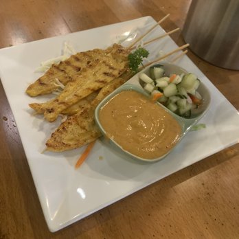 Mango Tree Bistro - Chicken Sa Tay - Thai Near Me - Norristown, Pennsylvania