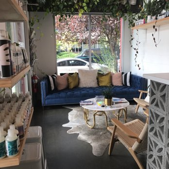 Ceremony Salon - Hair Salons Near Me - Portland, Oregon