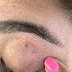 Amazing Eyebrow Threading & Henna Art - Missing skin