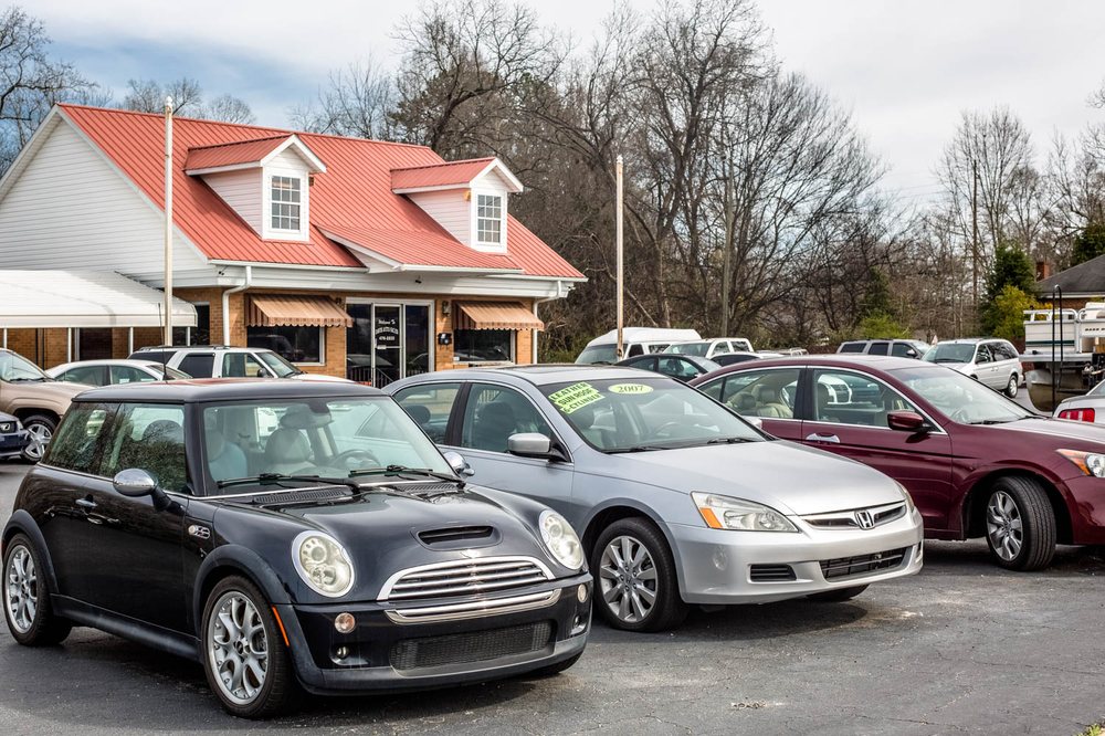 DAVIS AUTO SALES Updated September 2024 11 Photos 701 N Main St