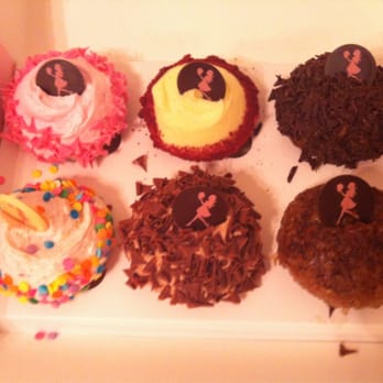 Casey's Cupcakes - Cupcakes Near Me - Riverside, California Casey's Cupcakes - Cupcakes Near Me - Riverside, California