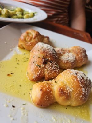 Cupini's by null