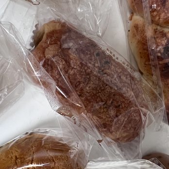 T&5 Cafe Bakery - Garlic bun - Bakeries Near Me - Folsom, California