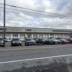 The Slatington Marketplace - Front of building
