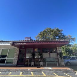 TINA IN THE GABLES - Updated February 2026 - 282 Photos & 101 Reviews - 4700 S Le Jeune Rd
