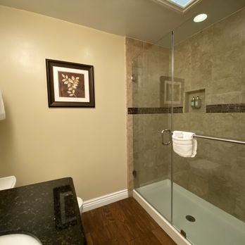 Wayside Inn - Hotels Near Me - Carmel, California