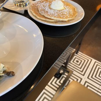 The Hudson Cafe - Yummy pancakes - Breakfast & Brunch Near Me - Troy, Michigan