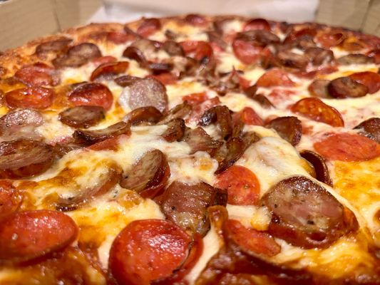 Crusty's Pizza by null