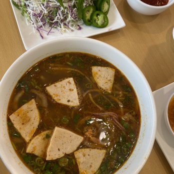 Com Tam Saigon - Spicy beef noodle soup - Vietnamese Near Me - Katy, Texas Com Tam Saigon - Spicy beef noodle soup - Vietnamese Near Me - Katy, Texas
