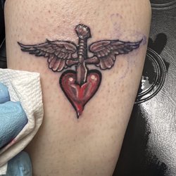 Gemini Tattoo Boutique - Heart and dagger
