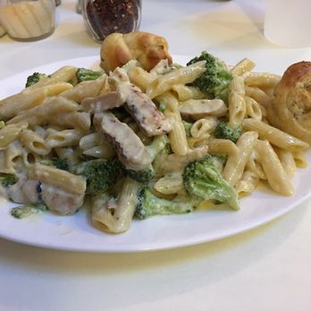 Giuseppe's - Penne Alfredo with chicken and broccoli - Pizza Near Me - Lake George, New York Giuseppe's - Penne Alfredo with chicken and broccoli - Pizza Near Me - Lake George, New York