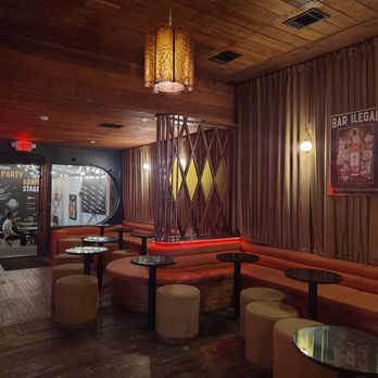 High Noon - Beer Bar Near Me - Austin, Texas High Noon - Beer Bar Near Me - Austin, Texas