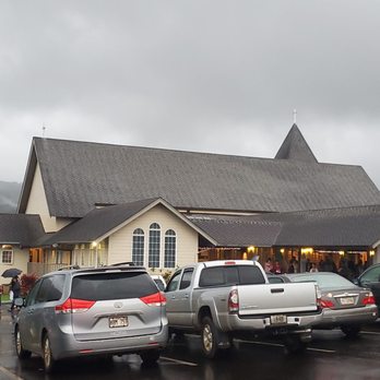 Holy Cross Church - The church has an open patio - Churches Near Me - Kalaheo, Hawaii Holy Cross Church - The church has an open patio - Churches Near Me - Kalaheo, Hawaii