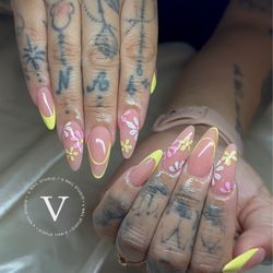 V Nail Studio - Acrylic set