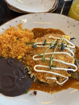 Kie-Gol-Lanee Logan Square by null