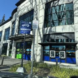 Hillsboro Public Library - Library entrance