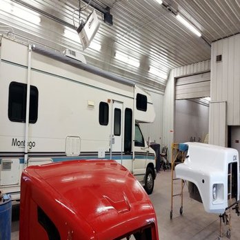 Mack’s Automotive  - Body Shops Near Me - Fairfield, Iowa