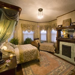 Wall Manor - Victorian luxury