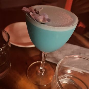 Amazonia - Cocktail Bars Near Me - Lakewood, Ohio