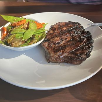 Fire & Salt - Ribeye steak cooked perfectly with seasonal vegetables - Southern Near Me - Oak Ridge, Tennessee Fire & Salt - Ribeye steak cooked perfectly with seasonal vegetables - Southern Near Me - Oak Ridge, Tennessee
